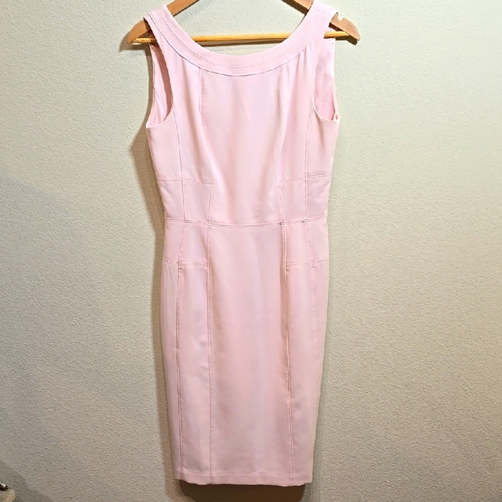 WhiteHouseBlackMarket, Classic Elegant Powder Pink Sleeveless Dress, Size 4